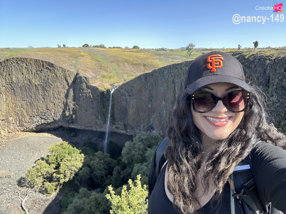 hiking is my happiness